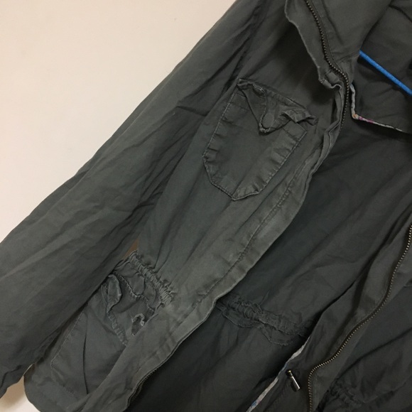 Utility jacket - Picture 2 of 3